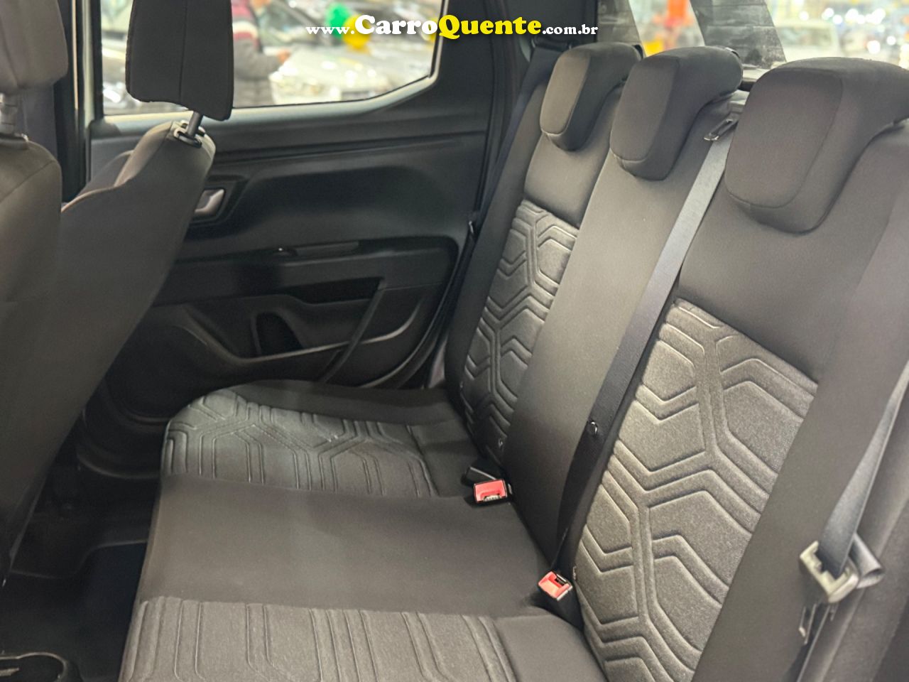 FIAT STRADA 1.3 FIREFLY VOLCANO CD 2024 - Loja