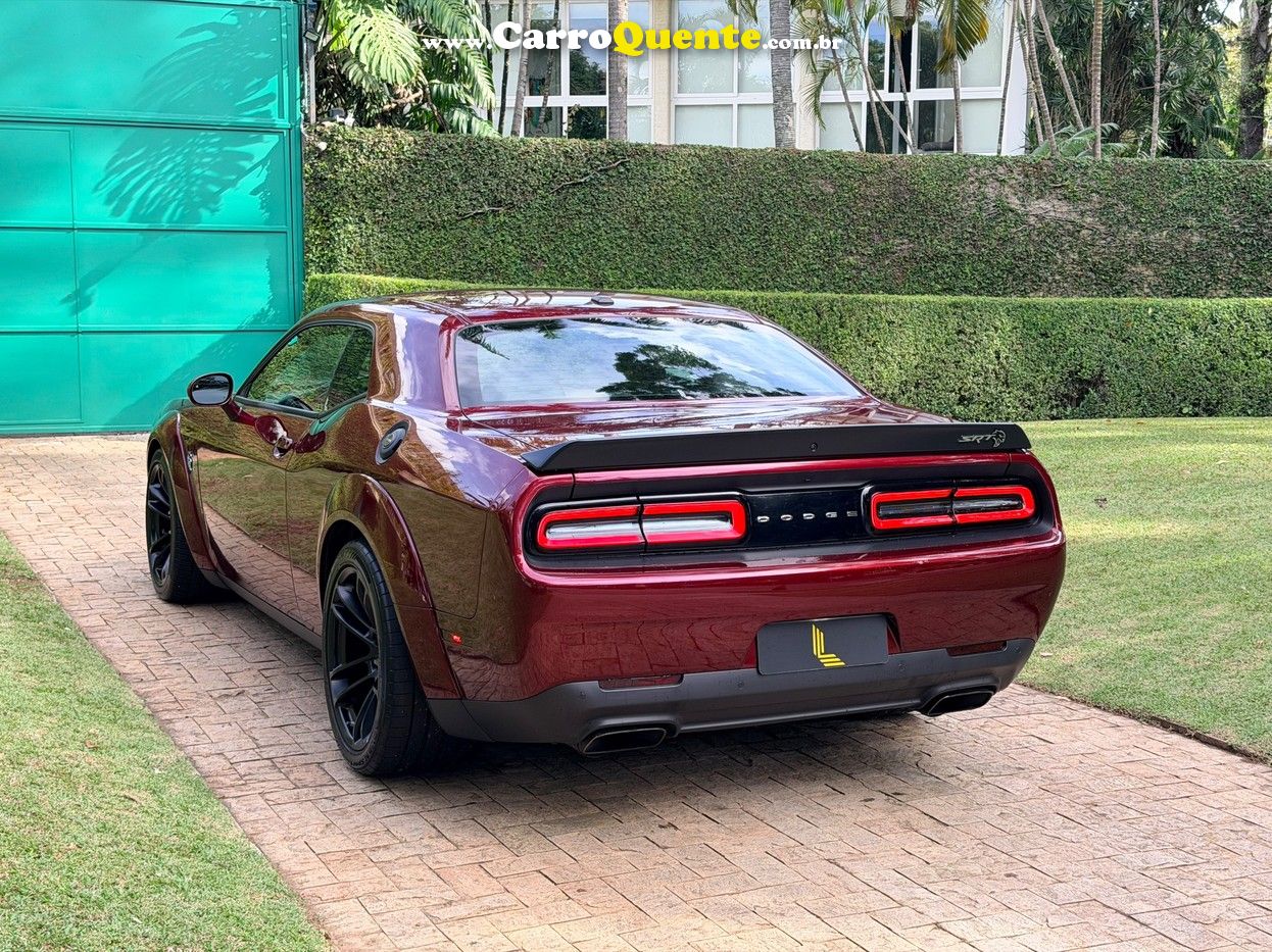 DODGE CHALLENGER 6.2 V8 HEMI SRT HELLCAT TORQUEFLITE 2022 - Loja