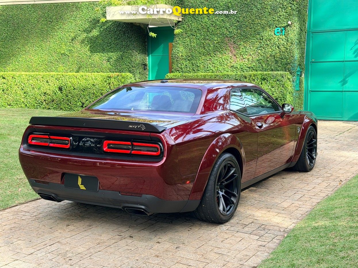 DODGE CHALLENGER 6.2 V8 HEMI SRT HELLCAT TORQUEFLITE 2022 - Loja