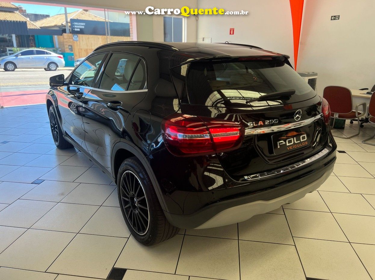 MERCEDES-BENZ GLA 200 1.6 CGI STYLE 7G-DCT 2020 - Loja