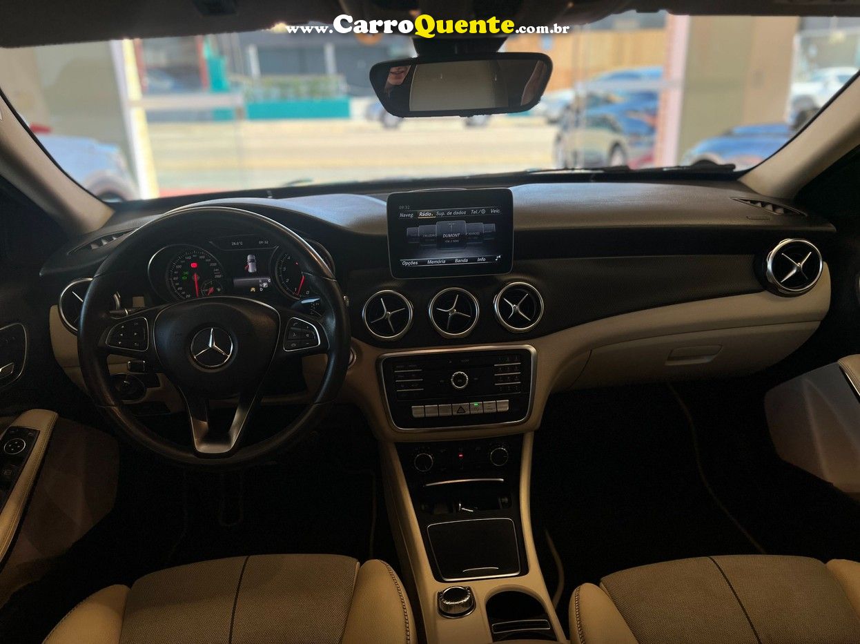 MERCEDES-BENZ GLA 200 1.6 CGI STYLE 7G-DCT 2020 - Loja