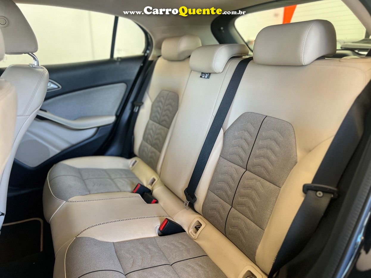 MERCEDES-BENZ GLA 200 1.6 CGI STYLE 7G-DCT 2020 - Loja