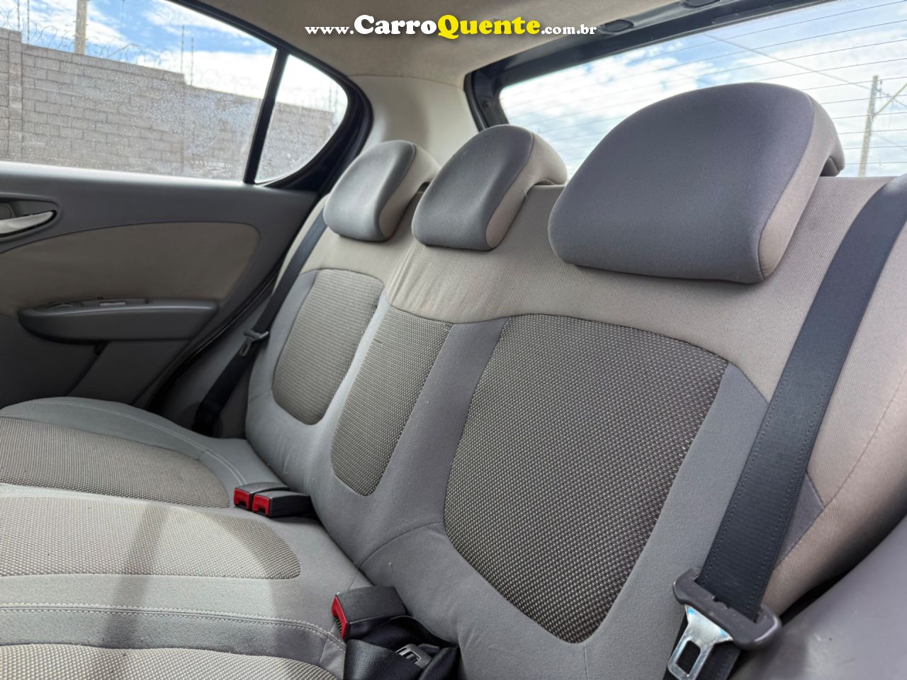 FIAT PALIO 2013 - Loja