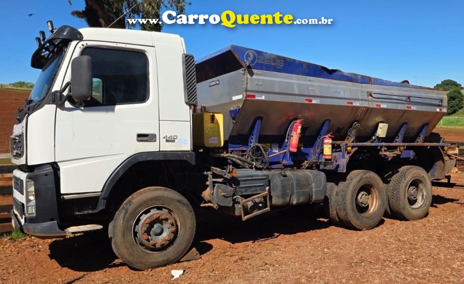 Volvo FMX 500 6X4 FM 440 6x4 Distribuidor fertilizantes - Loja