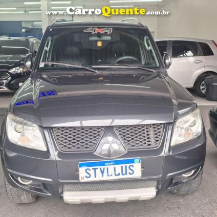 MITSUBISHI   PAJERO TR4 2.0 2.0 FLEX 16V 4X4 AUT.   CINZA 2011 2.0 FLEX