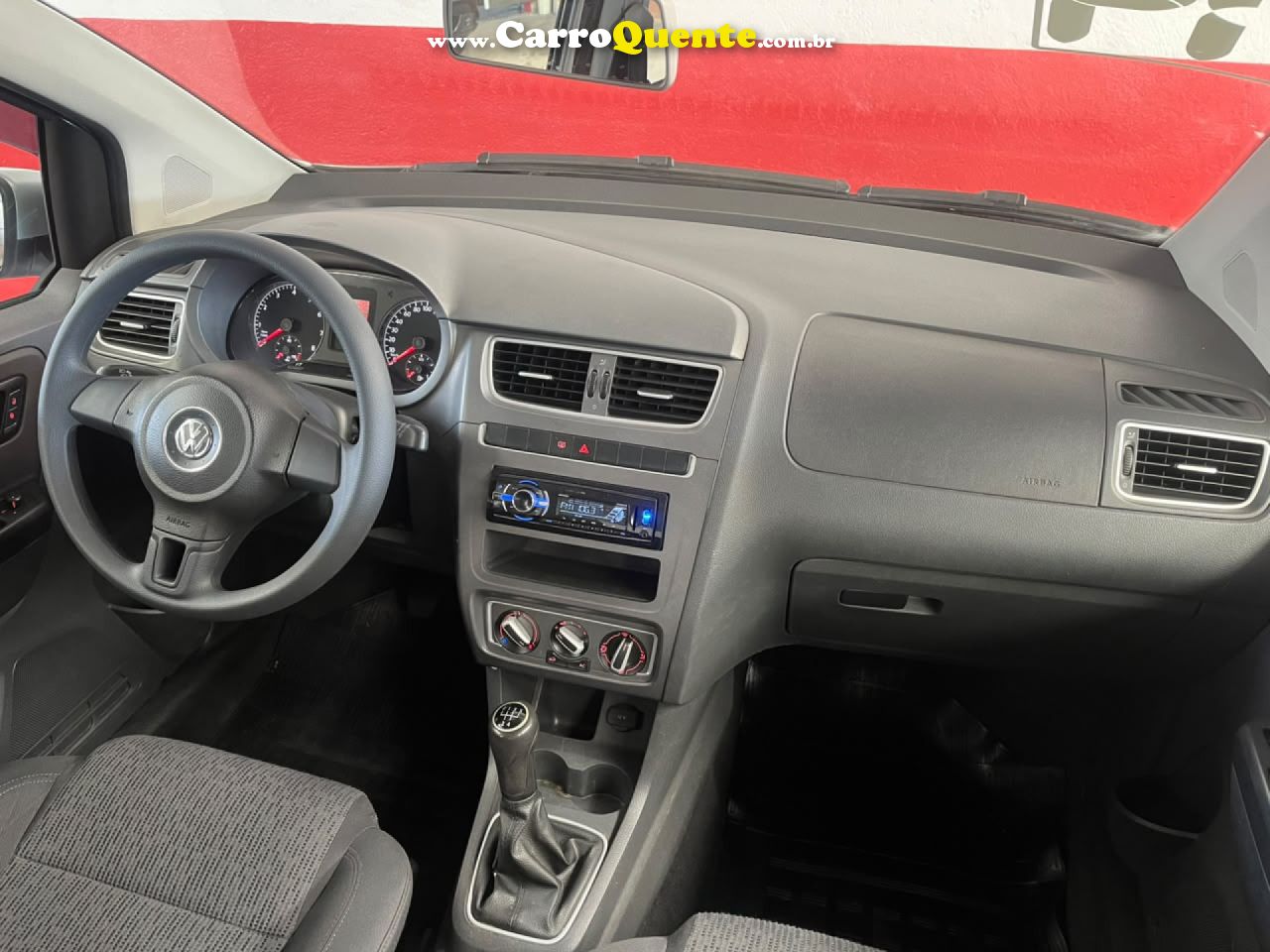 VOLKSWAGEN   FOX 1.6 MI TOTAL FLEX 8V 5P   PRATA 2014 1.6 FLEX - Loja