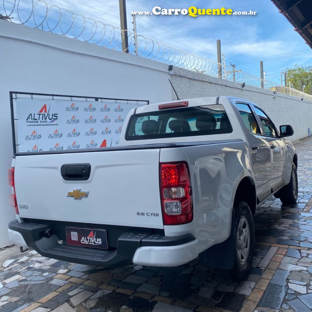 CHEVROLET   S10 PICK-UP LS 2.8 TDI 4X4 CD DIES. MEC.   BRANCO 2023 2.8 DIESEL - Loja