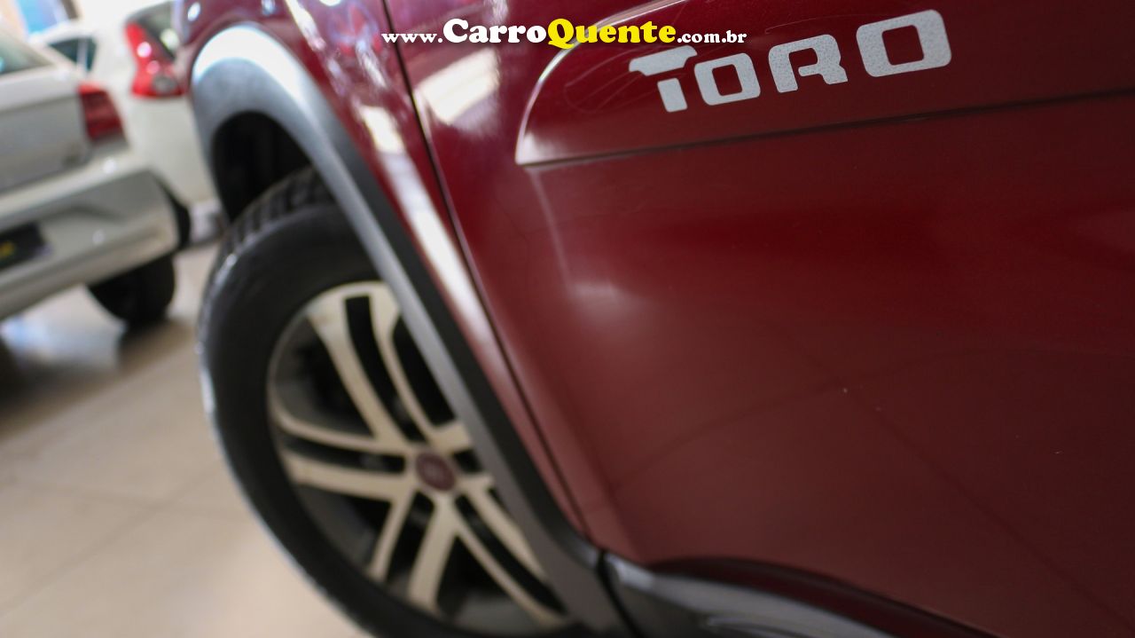 FIAT   TORO FREEDOM 2.4 16V FLEX AUT.   VERMELHO 2017 2.4 FLEX - Loja