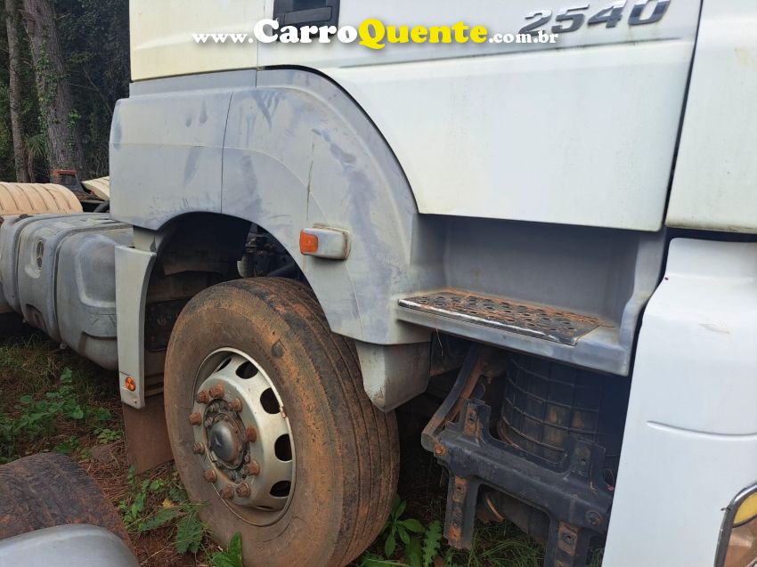 Mercedes-Benz 2540 Axor 2540 S 6x2 2p - Loja