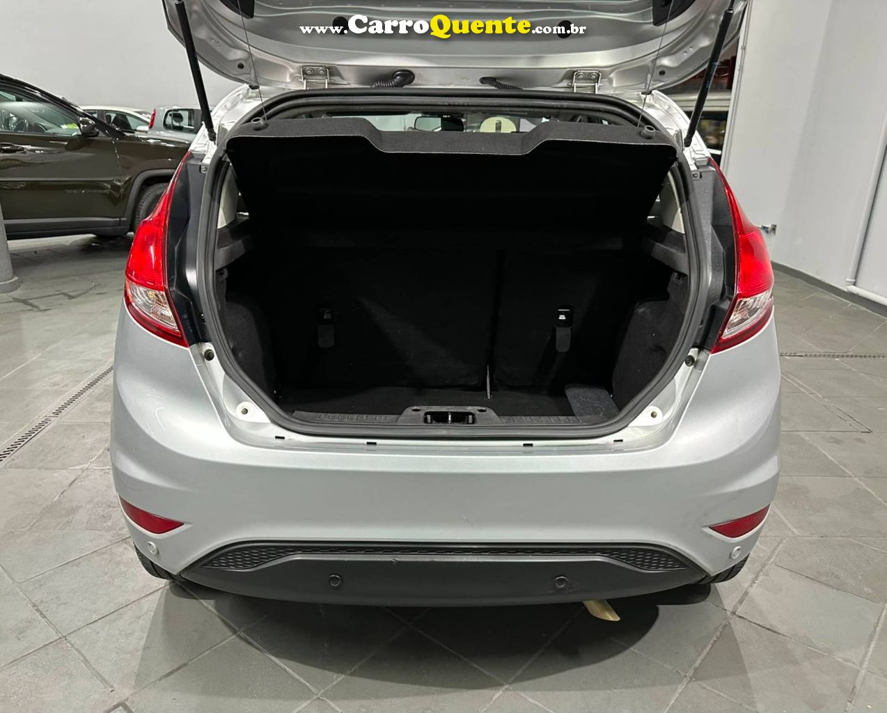 FORD FIESTA 1.6 TIVCT SE 2019 - Loja