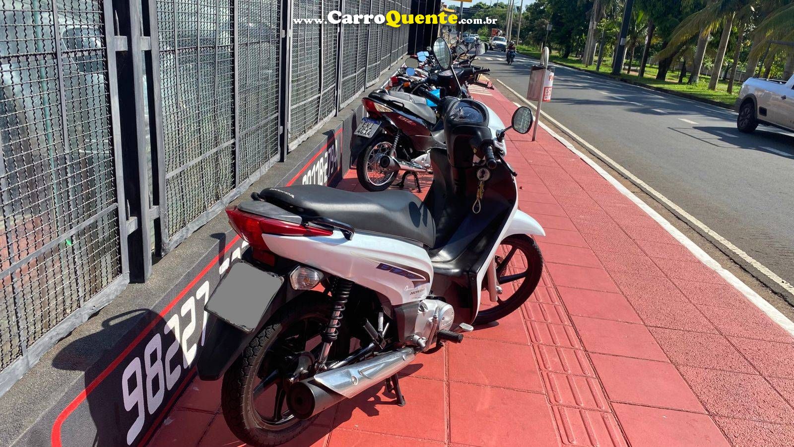 HONDA BIZ 125 EX 2014 - Loja