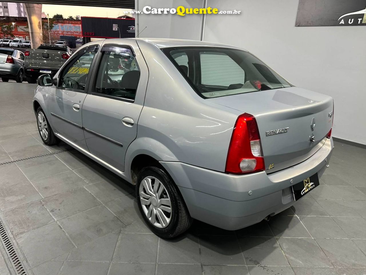 RENAULT LOGAN 1.0 EXPRESSION 16V 2010 - Loja