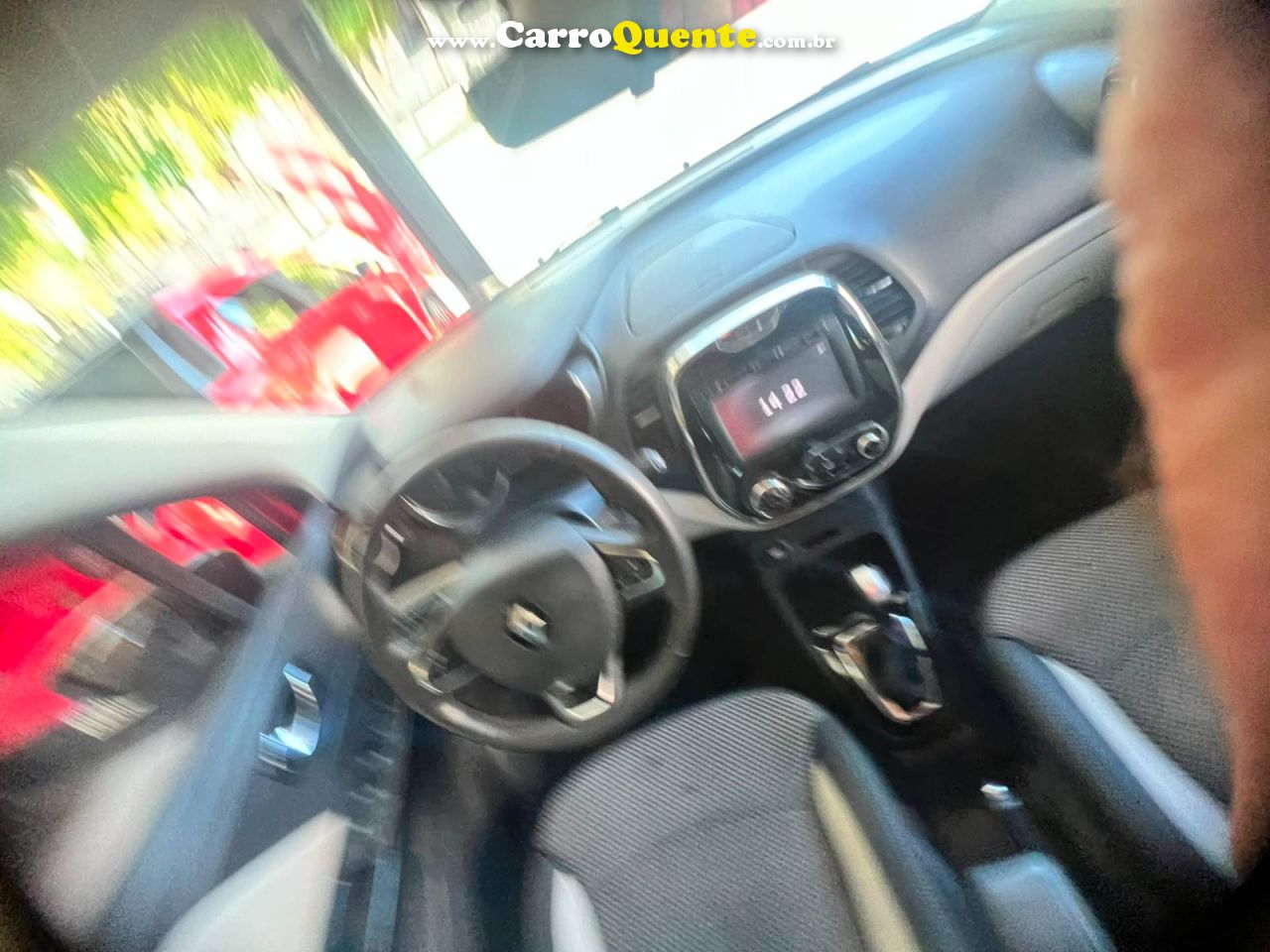 RENAULT CAPTUR 1.6 16V SCE INTENSE 2018 - Loja