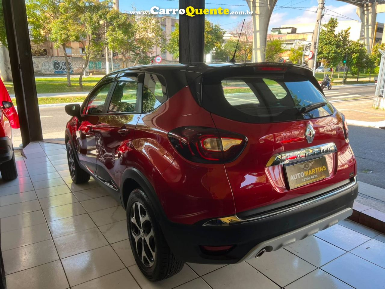 RENAULT CAPTUR 1.6 16V SCE INTENSE 2018 - Loja