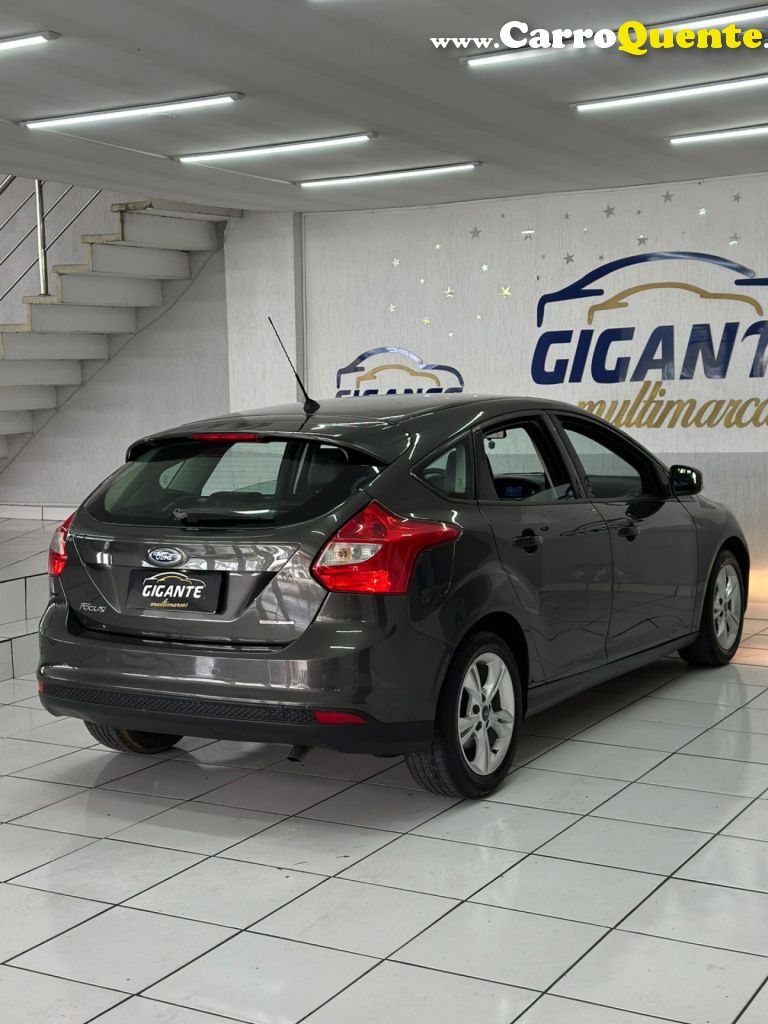 FORD   FOCUS 2.0 16VSESE PLUS FLEX 5P AUT.   CINZA 2014 2.0 FLEX - Loja