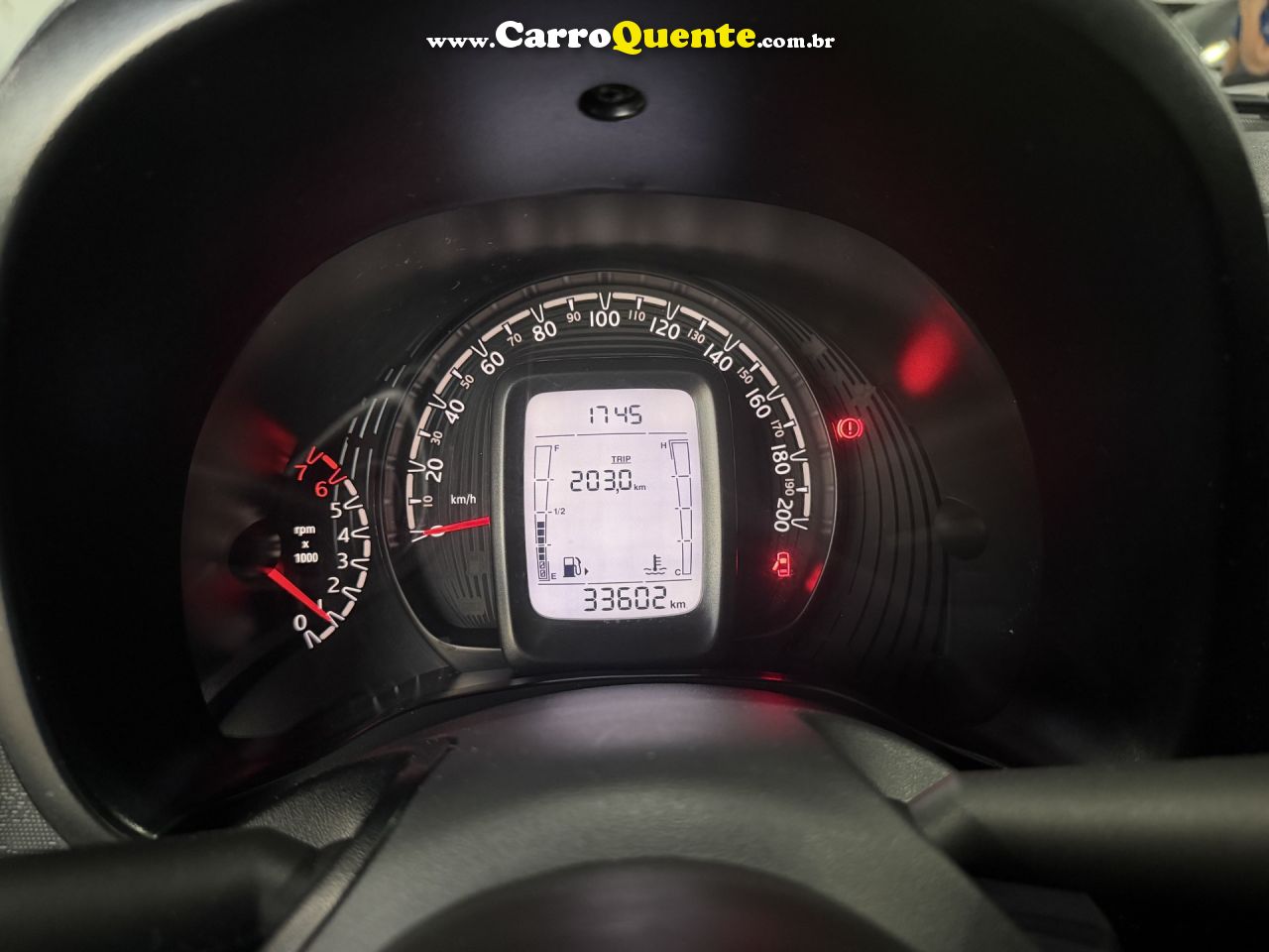 FIAT   MOBI LIKE 1.0 FIRE FLEX 5P.   BRANCO 2023 1.0 FLEX - Loja