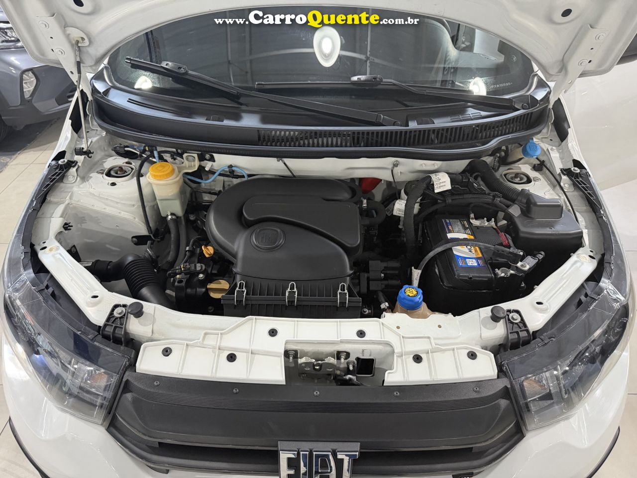 FIAT   MOBI LIKE 1.0 FIRE FLEX 5P.   BRANCO 2023 1.0 FLEX - Loja