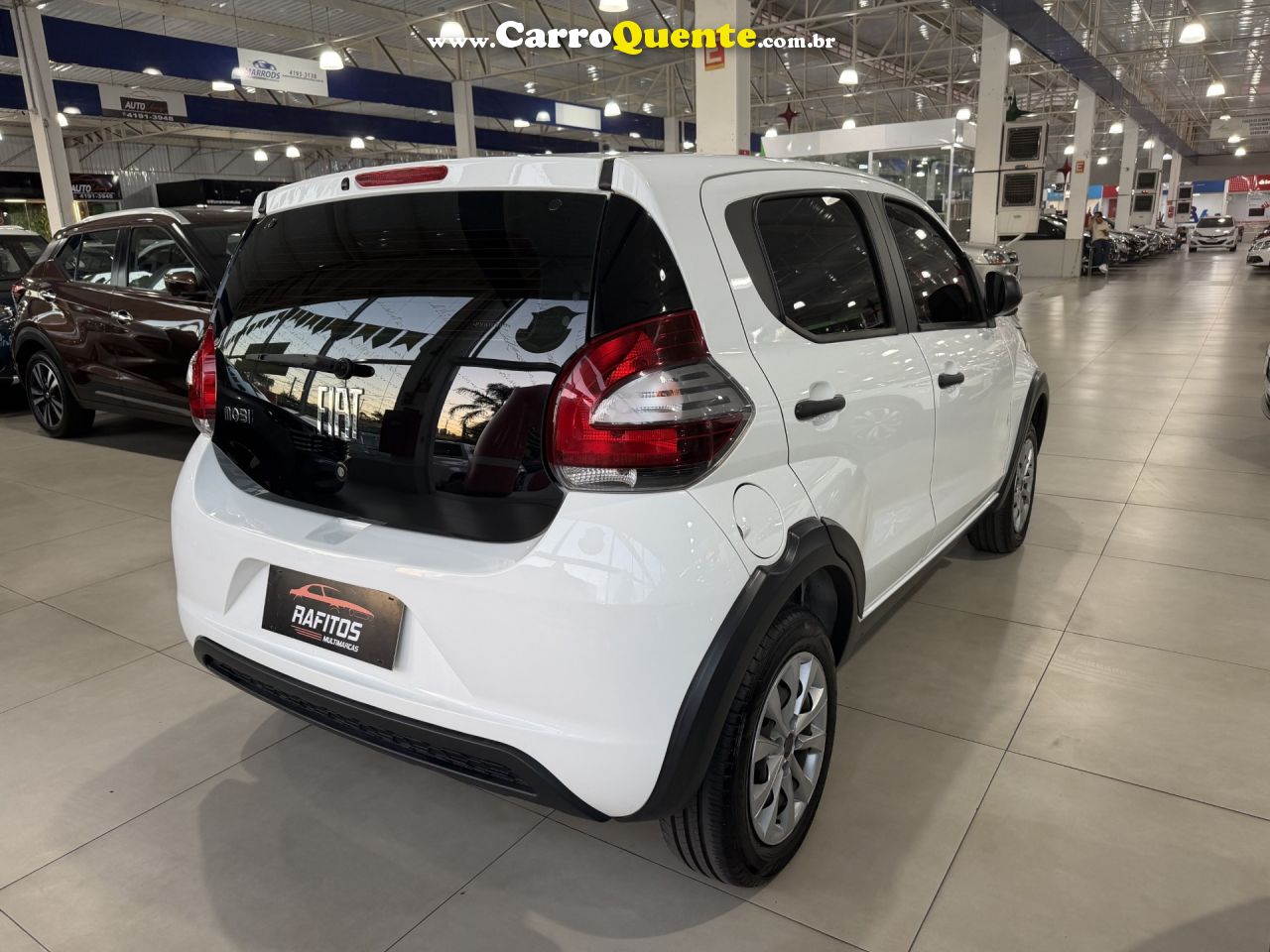 FIAT   MOBI LIKE 1.0 FIRE FLEX 5P.   BRANCO 2023 1.0 FLEX - Loja