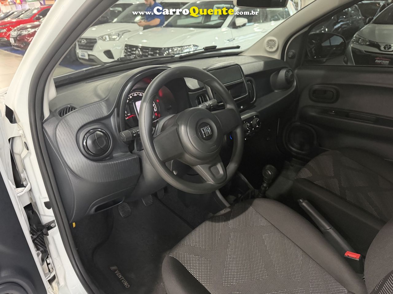 FIAT   MOBI LIKE 1.0 FIRE FLEX 5P.   BRANCO 2023 1.0 FLEX - Loja