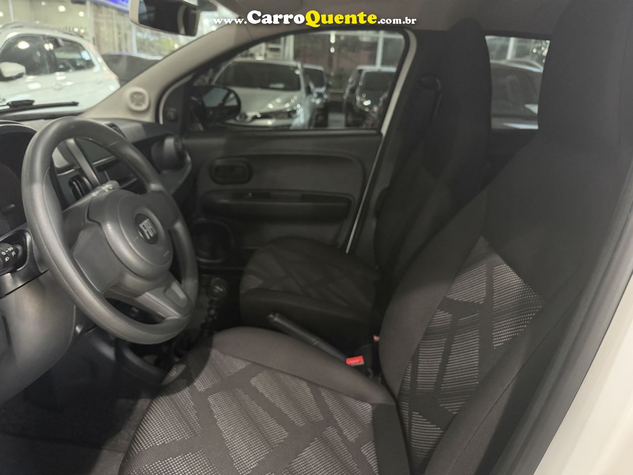 FIAT   MOBI LIKE 1.0 FIRE FLEX 5P.   BRANCO 2023 1.0 FLEX - Loja