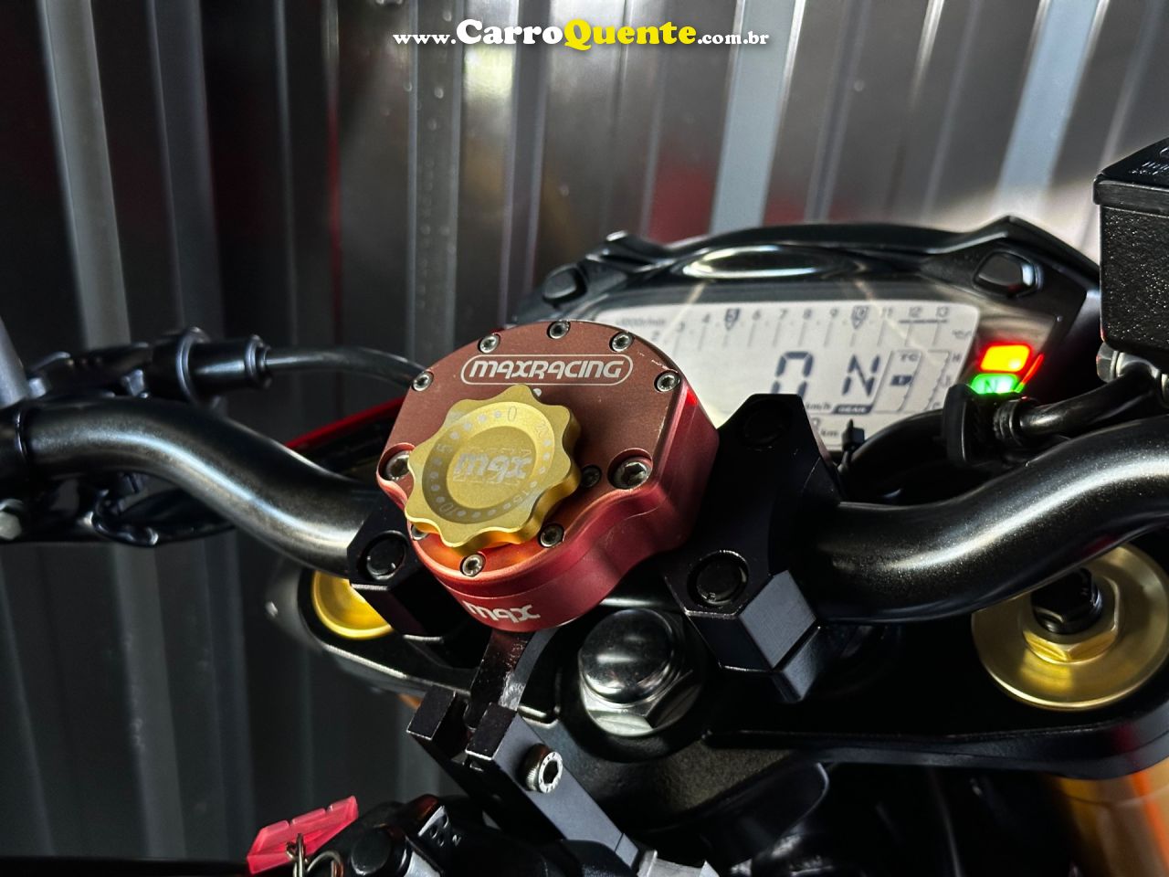 SUZUKI   GSX-S 750   VERMELHO 2018 750 GASOLINA - Loja