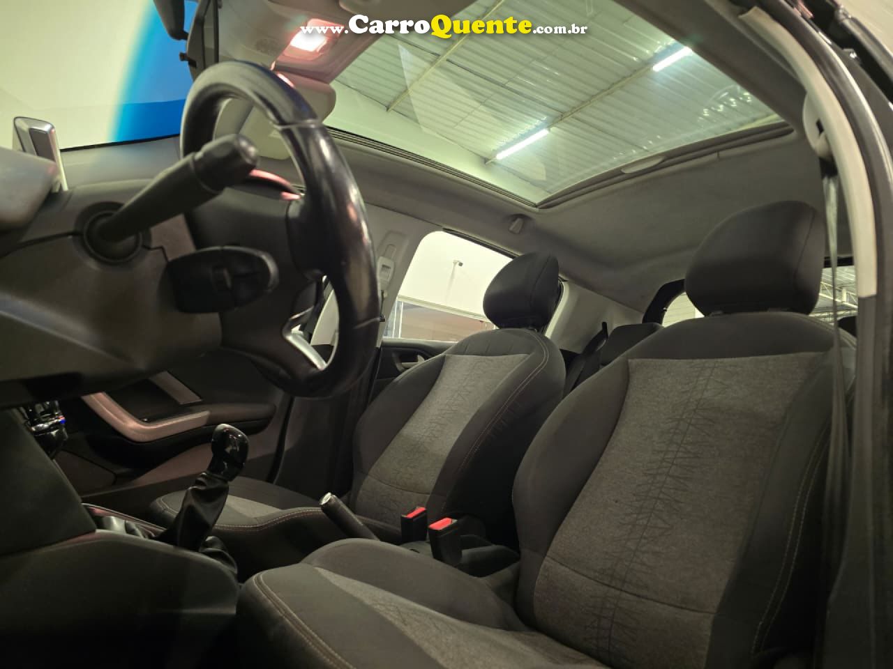 PEUGEOT   208 ALLURE 1.2 FLEX 12V 5P MEC.   PRETO 2018 1.2 FLEX - Loja