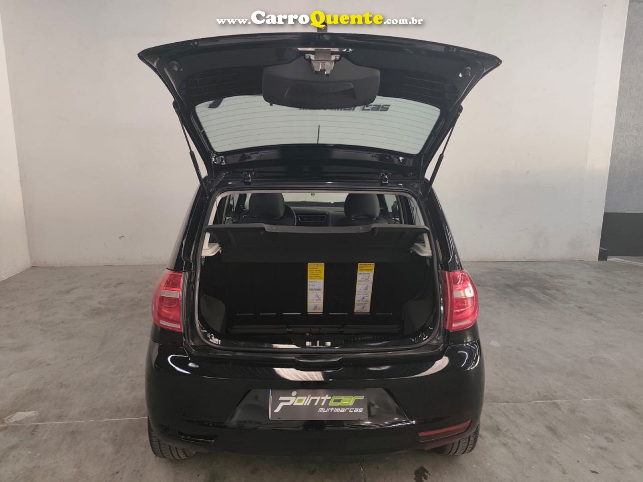 VOLKSWAGEN   FOX 1.0 MI TOTAL FLEX 8V 3P   PRETO 2013 1.0 FLEX - Loja