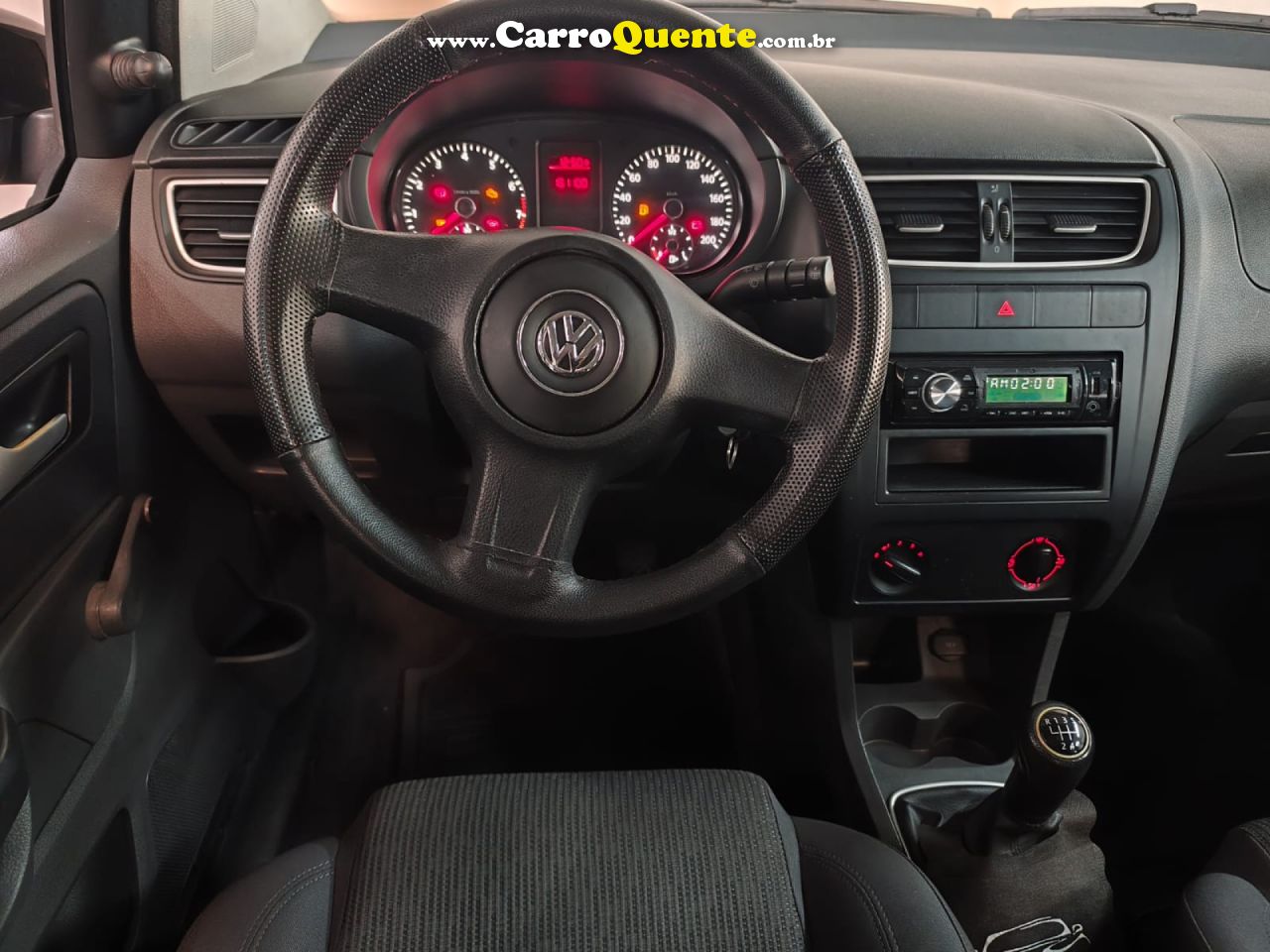 VOLKSWAGEN   FOX 1.0 MI TOTAL FLEX 8V 3P   PRETO 2013 1.0 FLEX - Loja