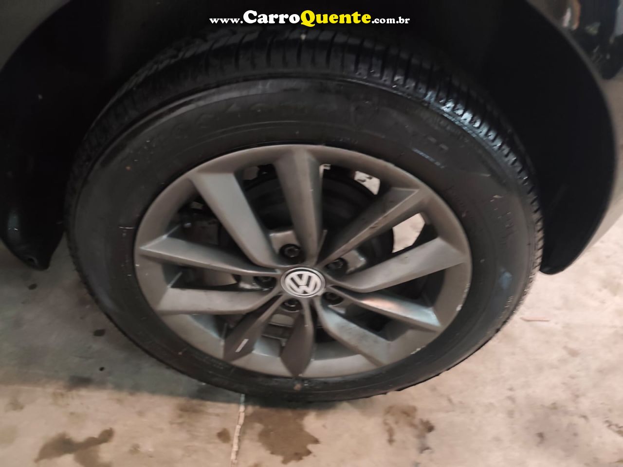 VOLKSWAGEN   FOX 1.0 MI TOTAL FLEX 8V 3P   PRETO 2013 1.0 FLEX - Loja