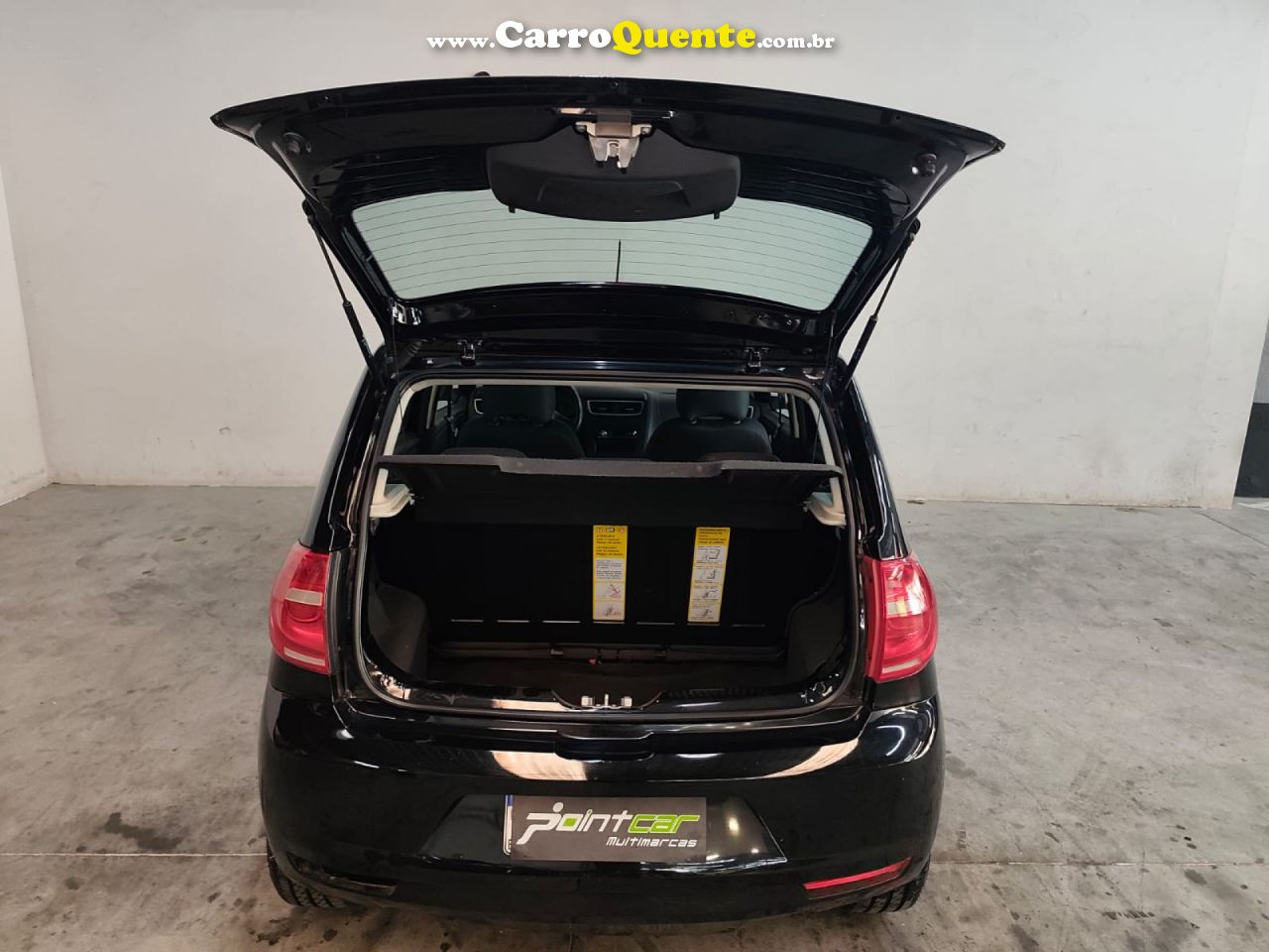 VOLKSWAGEN   FOX 1.0 MI TOTAL FLEX 8V 3P   PRETO 2013 1.0 FLEX - Loja
