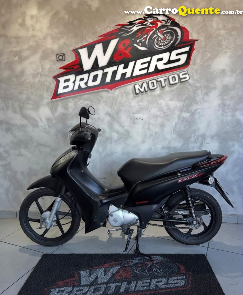 HONDA   BIZ 125   PRETO 2015 150cc FLEX - Loja
