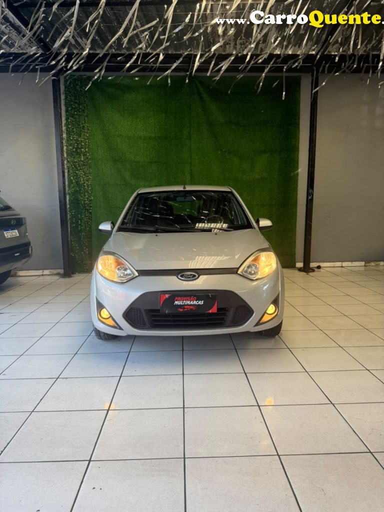FORD   FIESTA 1.6 8V FLEXCLASS 1.6 8V FLEX 5P   PRATA 2013 1.6 FLEX - Loja