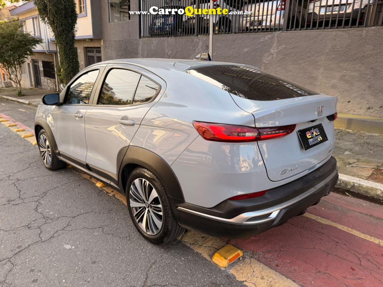 FIAT   FASTBACK AUDACE T200 HIBRIDO   CINZA 2025 1.0 T ELÉTRICO E FLEX - Loja