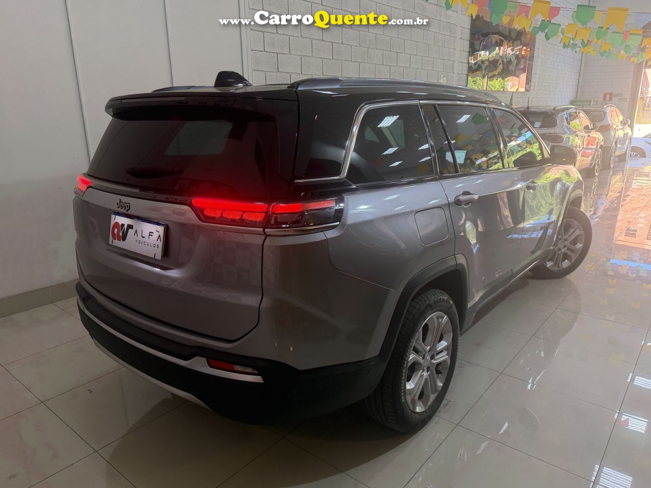 JEEP   COMMANDER LONGITUDE T270 1.3 TB FLEX AUT   PRATA 2025 1.3 FLEX - Loja