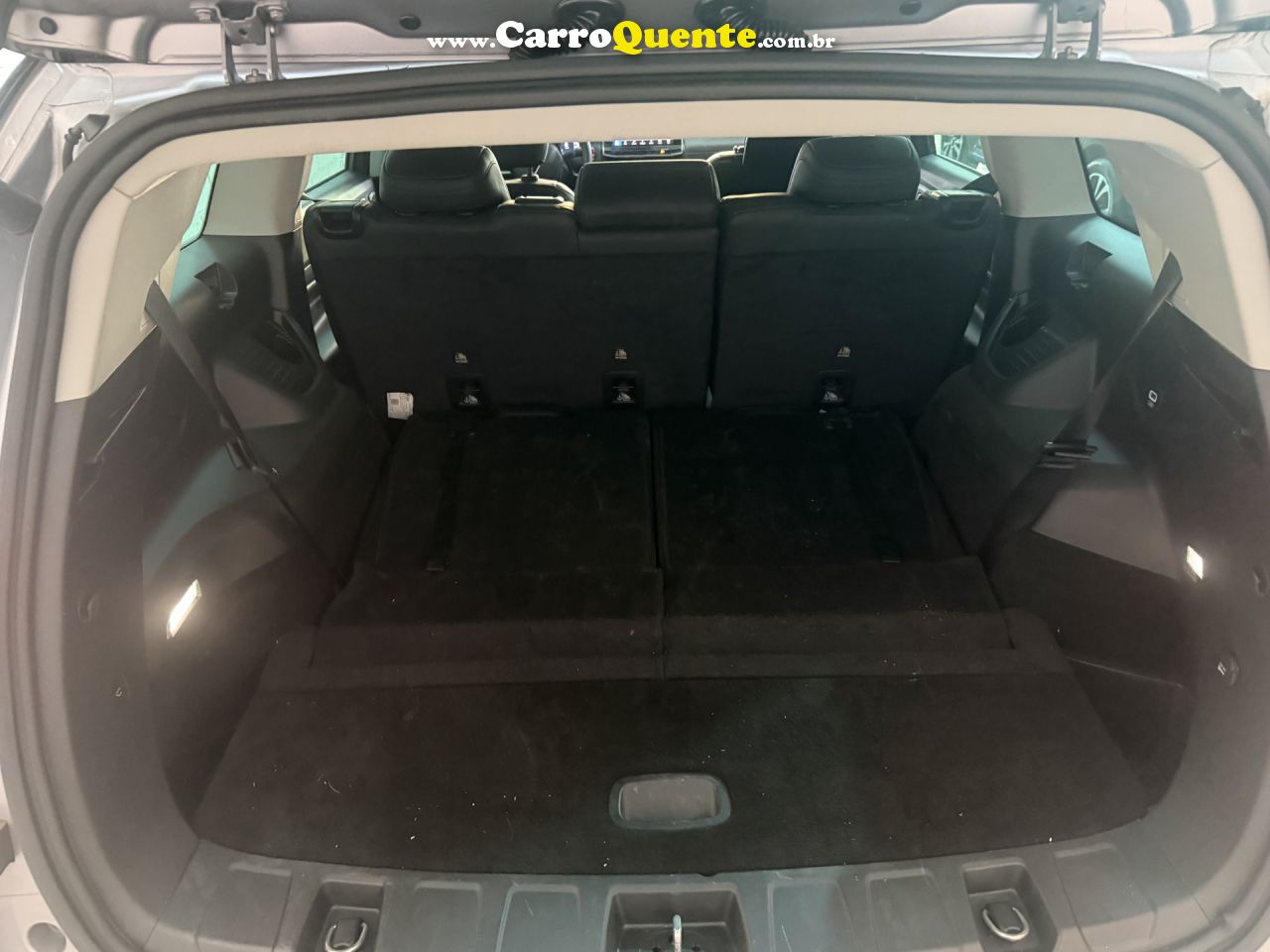 JEEP   COMMANDER LONGITUDE T270 1.3 TB FLEX AUT   PRATA 2025 1.3 FLEX - Loja