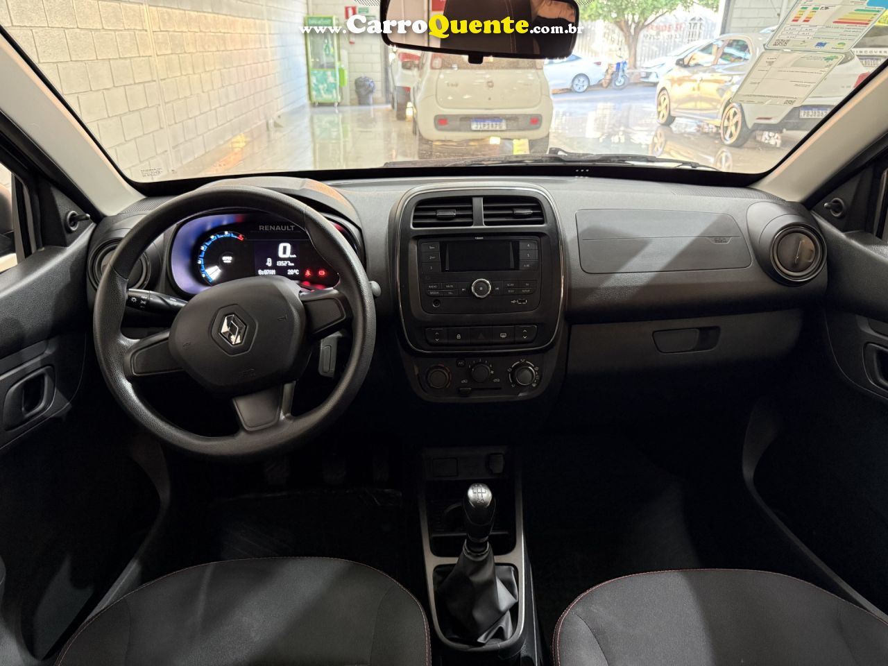 RENAULT   KWID ZEN 1.0 FLEX 12V 5P MEC.   PRETO 2025 1.0 FLEX - Loja