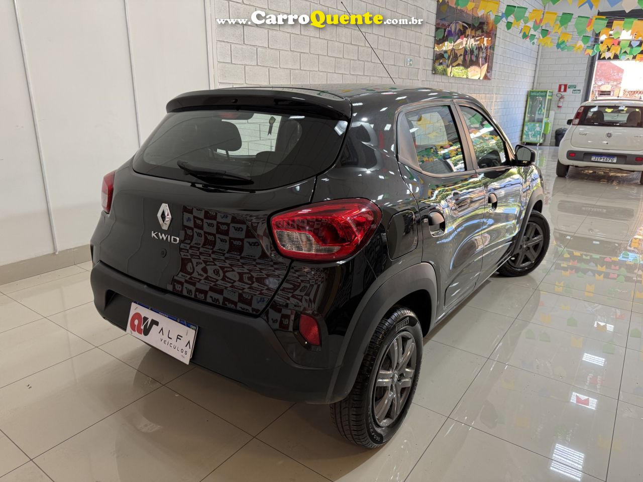 RENAULT   KWID ZEN 1.0 FLEX 12V 5P MEC.   PRETO 2025 1.0 FLEX - Loja