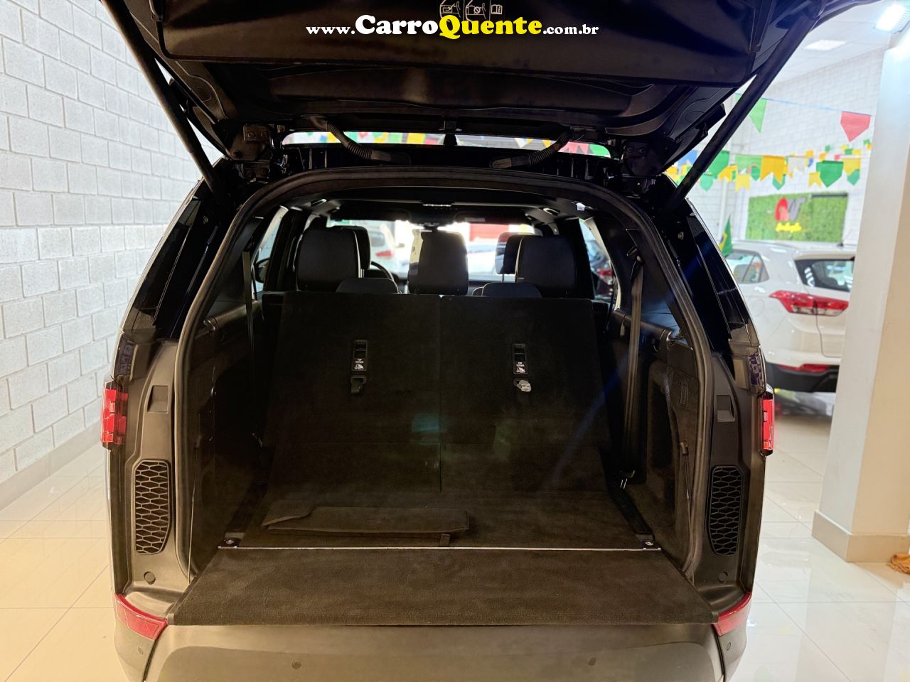 LAND ROVER   DISCOVERY HSE 3.0 V6 4X4 TD6 DIESEL AUT.   AZUL 2019 3.0 DIESEL - Loja