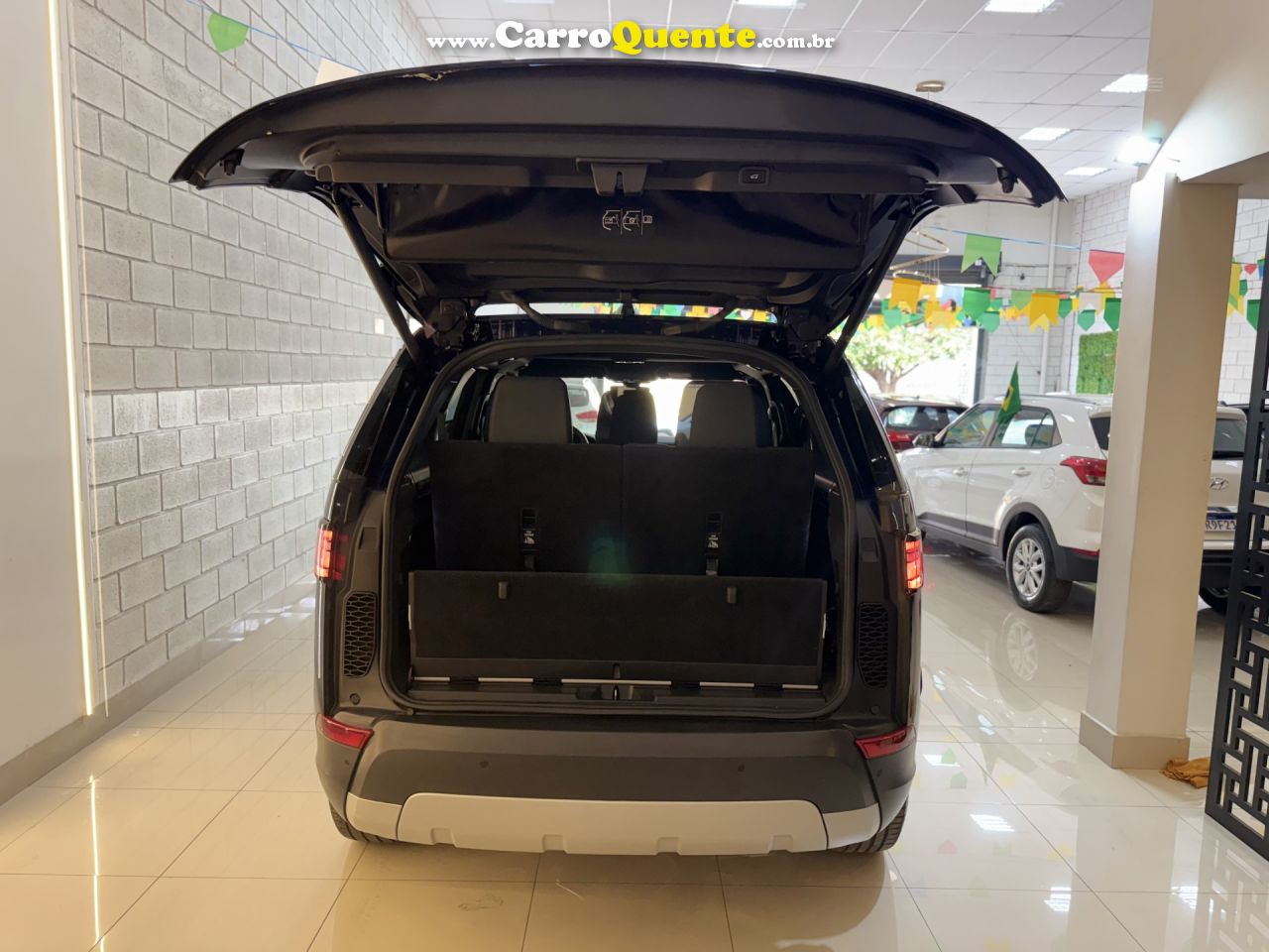 LAND ROVER   DISCOVERY HSE 3.0 V6 4X4 TD6 DIESEL AUT.   AZUL 2019 3.0 DIESEL - Loja