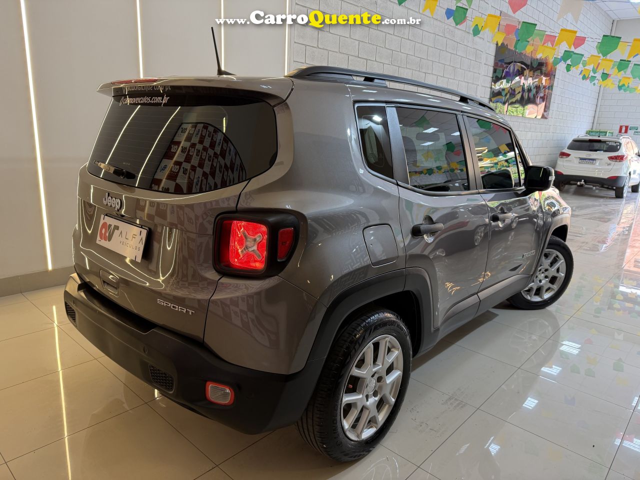 JEEP   RENEGADE SPORT 1.8 4X2 FLEX 16V AUT.   CINZA 2021 1.8 FLEX - Loja