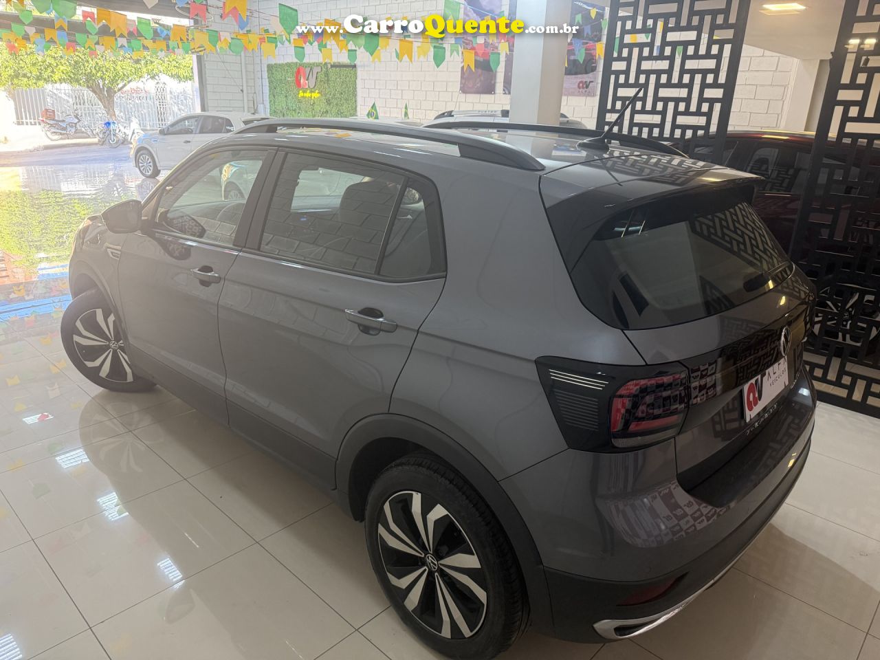 VOLKSWAGEN   T-CROSS COMFOR. 200 TSI 1.0 FLEX 5P AUT.   CINZA 2022 1.0 FLEX - Loja
