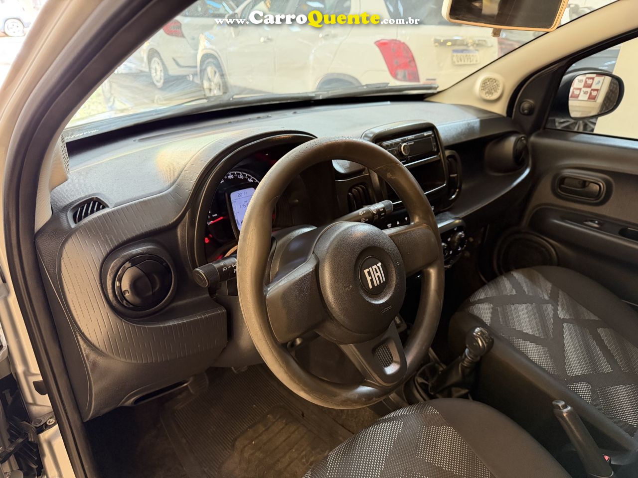 FIAT   MOBI LIKE 1.0 FIRE FLEX 5P.   PRATA 2022 1.0 FLEX - Loja
