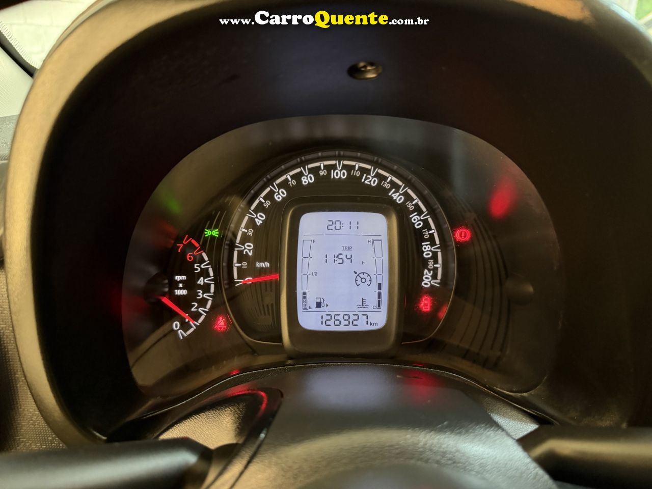 FIAT   MOBI LIKE 1.0 FIRE FLEX 5P.   PRATA 2022 1.0 FLEX - Loja