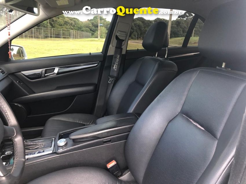 Mercedes-Benz C 180 1.8 CGI CLASSIC 16V GASOLINA 4P AUTOMÁTICO - Loja