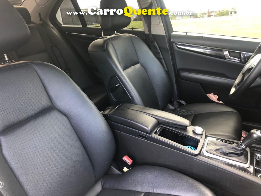 Mercedes-Benz C 180 1.8 CGI CLASSIC 16V GASOLINA 4P AUTOMÁTICO - Loja