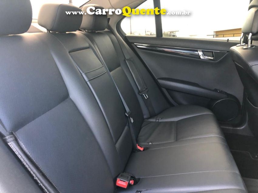 Mercedes-Benz C 180 1.8 CGI CLASSIC 16V GASOLINA 4P AUTOMÁTICO - Loja