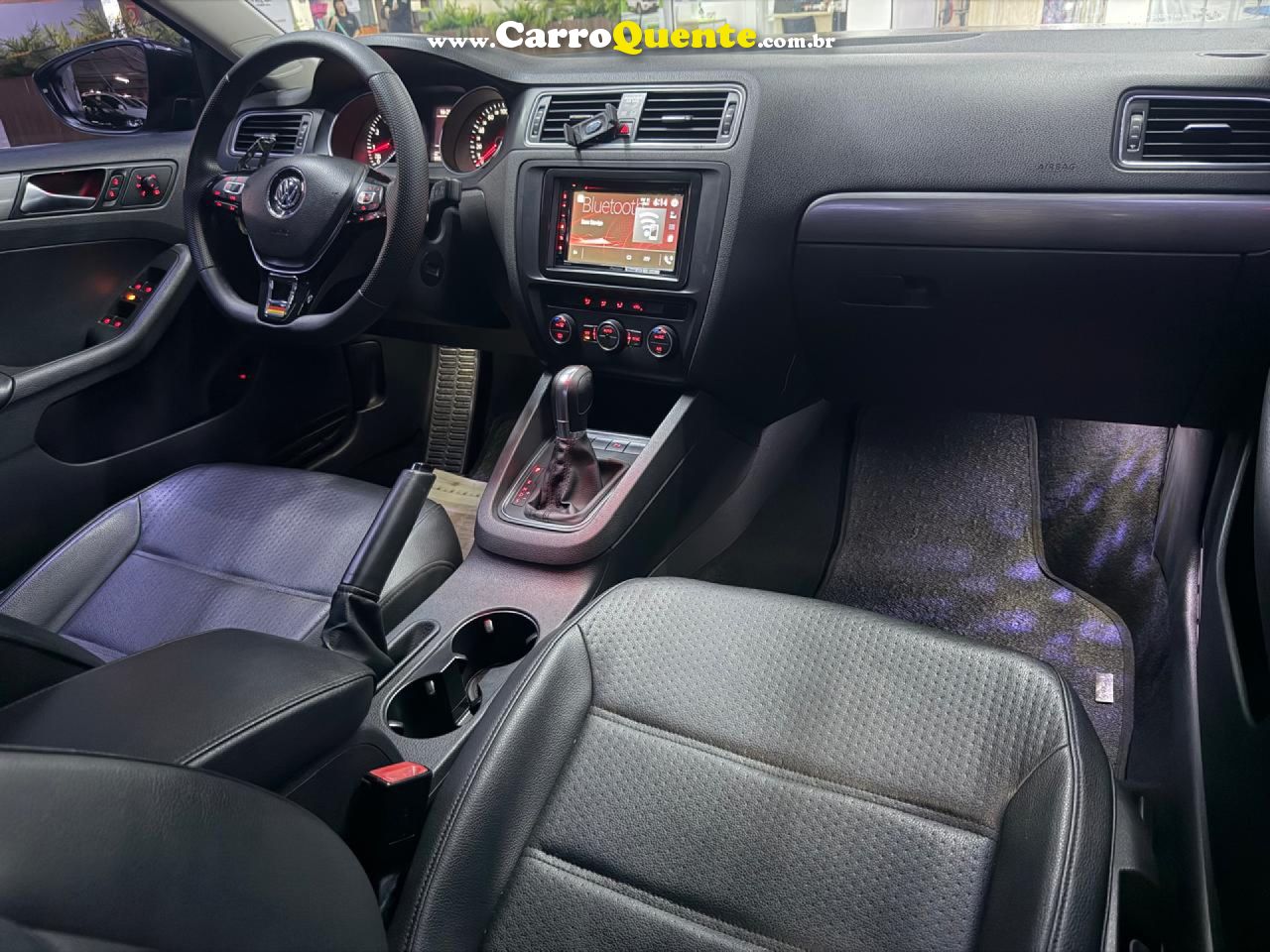 VOLKSWAGEN   JETTA COMFORTLINE 1.4 TSI 16V 4P AUT.   PRETO 2016 1.4 GASOLINA - Loja