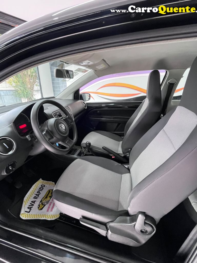 VOLKSWAGEN   UP! TAKE 1.0 T. FLEX 12V 3P   PRETO 2015 1.0 FLEX - Loja