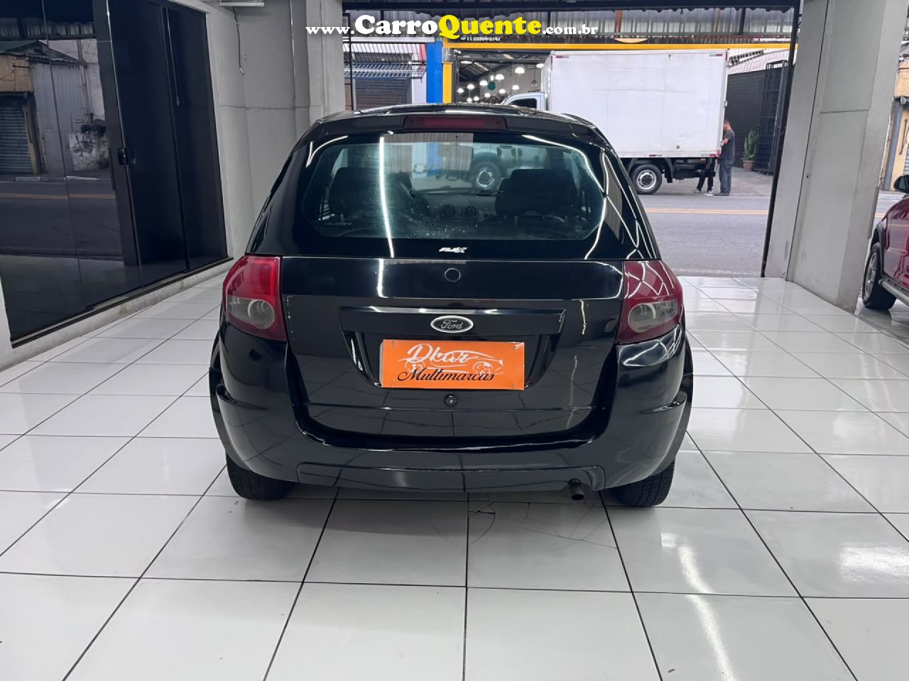 FORD   KA FLEX    PRETO 2010 1.0 FLEX - Loja