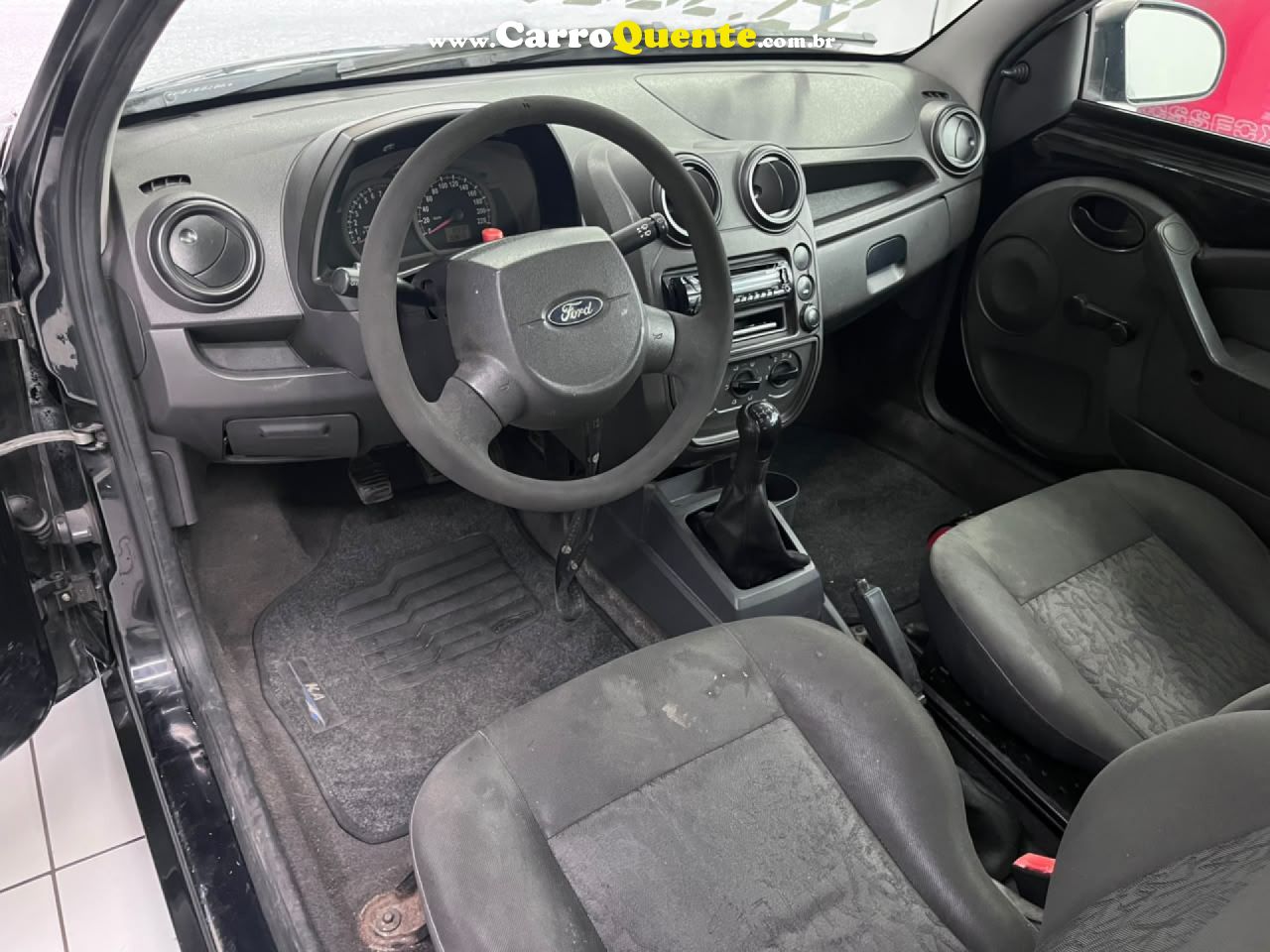 FORD   KA FLEX    PRETO 2010 1.0 FLEX - Loja